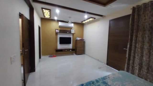 WhatsApp Image 2025-06-04 at 1.36.45 PM