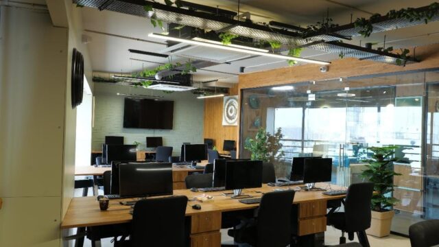 Office for Rent in Ellis bridge Ahmedabad