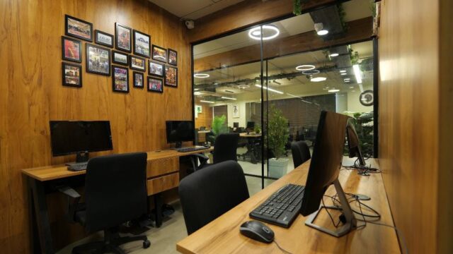 Office for Rent in Ellis bridge Ahmedabad