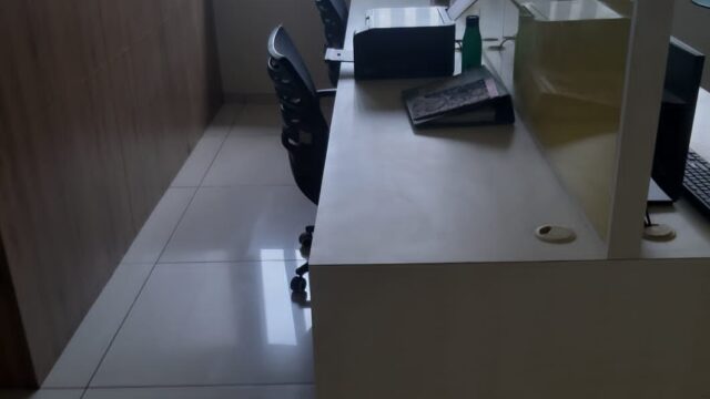 office for rent thaltej
